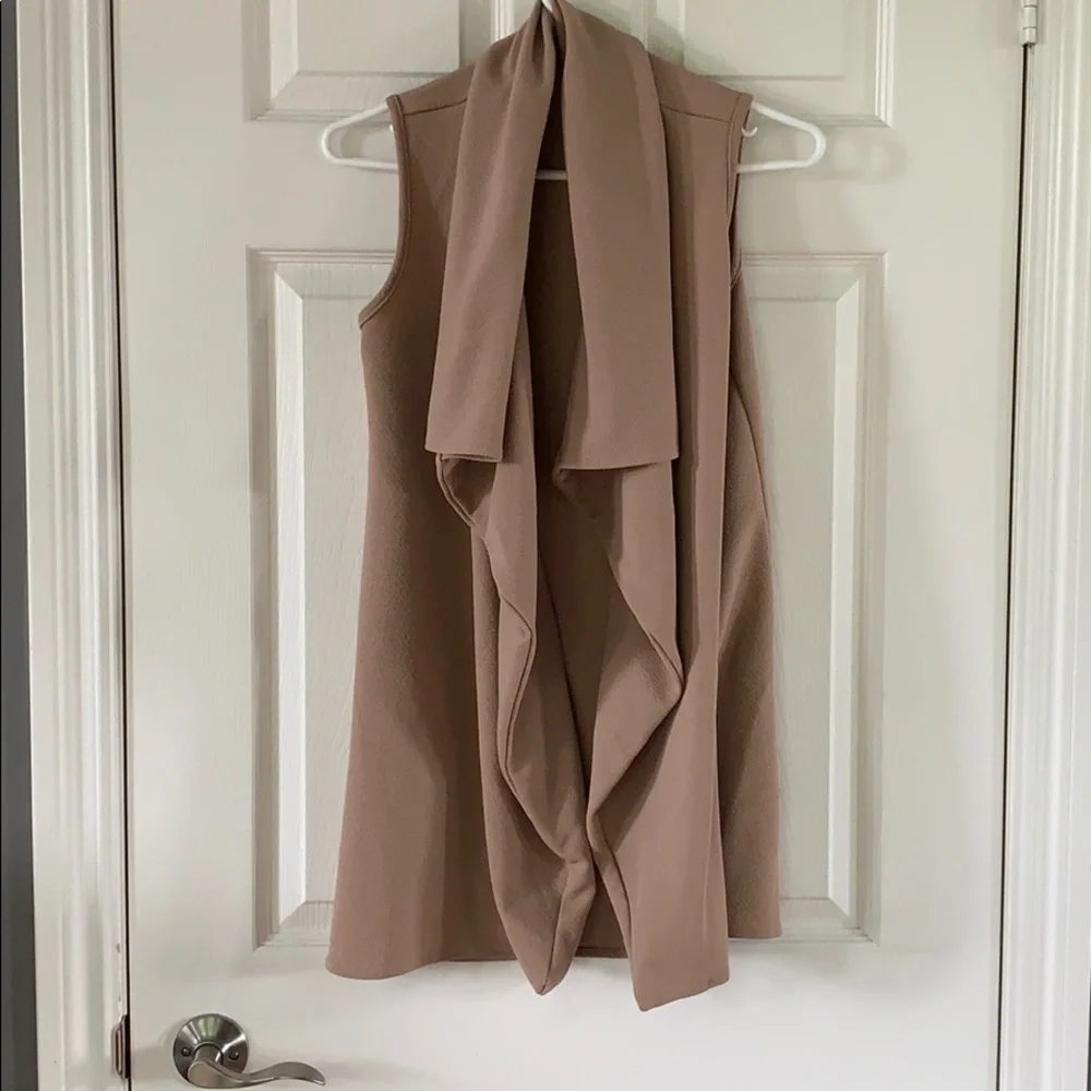 Mendocino Tan Longline Vest - Picture 1 of 4